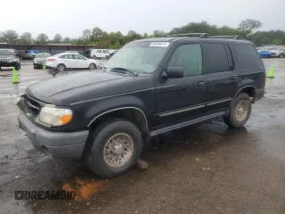 2000 Ford Explorer XLS z VIN 1FMZU62XXYZB33375, wystawiony jako Copart lot #69896614 z przebiegiem 281 805 mil mil oraz Szkoda całkowita • Salvage title. Historia ofert i sprzedaży dostępna na DreamBid. Obrazek 1.