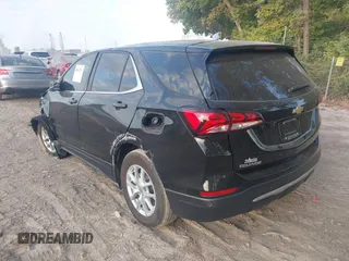 2024 Chevrolet Equinox LT with VIN 3GNAXKEG0RL212910, listed as a IAAI auction lot 40262979 with 10,243 mi miles. Bid and sale history available at carsss.com. Image 3.