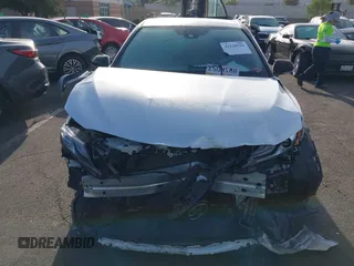 2021 Toyota Camry XSE z VIN 4T1K61AK1MU585677, wystawiony jako IAAI lot #42238920 z przebiegiem 90 089 mil mil oraz . Historia ofert i sprzedaży dostępna na DreamBid. Obrazek 13.