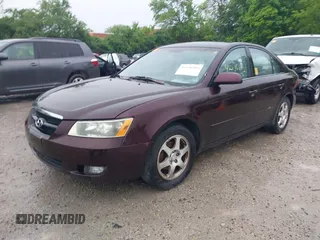 2006 Hyundai Sonata GLS z VIN KMHEU46CX6A075483, wystawiony jako IAAI lot #42376793 z przebiegiem 104 751 mil mil oraz . Historia ofert i sprzedaży dostępna na DreamBid. Obrazek 2.