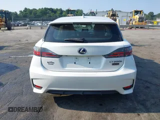 2014 Lexus CT 200h с VIN JTHKD5BH3E2208137, выставлен на аукционе IAAI как лот 42589644 с пробегом 137 761 миль миль и . История ставок и продаж доступна на DreamBid. Изображение 16.