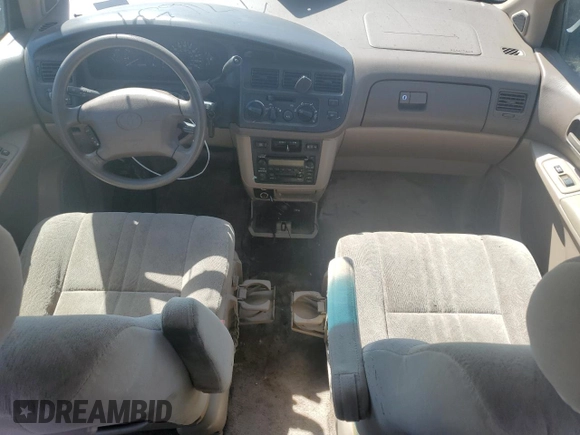 2000 Toyota Sienna LE with VIN 4T3ZF13C8YU177856, listed as a Copart auction lot 74171654 with 293,172 mi miles and Non Repairable. Bid and sale history available at carsss.com. Image 8.