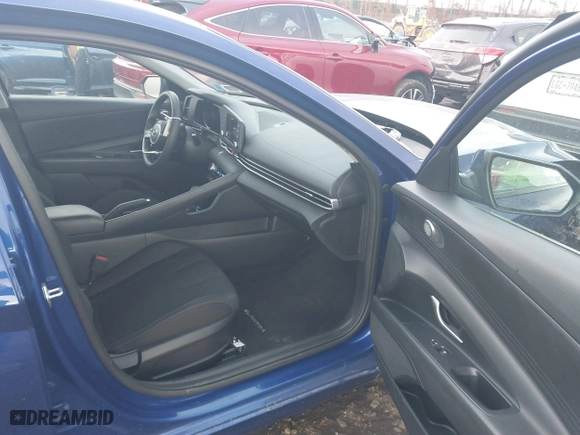 2021 Hyundai Elantra SEL with VIN 5NPLM4AG8MH032708, listed as a IAAI auction lot 41460624 with 51,122 mi miles. Bid and sale history available at carsss.com. Image 5.