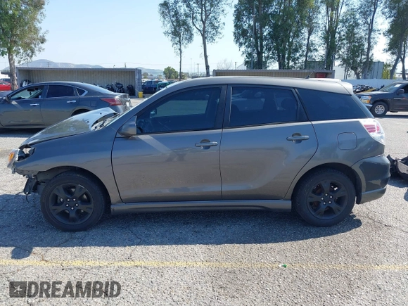2005 Toyota Matrix STD with VIN 2T1KR32E85C342284, listed as a IAAI auction lot 41987434 with 280,984 mi miles and . Bid and sale history available at DreamBid. Image 15.