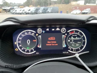 2023 Aston Martin DBX 707 z VIN SD7VUJBW5PTV06160, wystawiony jako Copart lot #76512973 z przebiegiem Nie podano mil oraz . Historia ofert i sprzedaży dostępna na DreamBid. Obrazek 9.