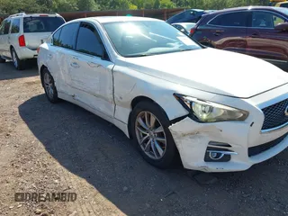 2014 Infiniti Q50 Premium with VIN JN1BV7AR0EM686530, listed as a IAAI auction lot 40381908 with 228,156 mi miles. Bid and sale history available at carsss.com. Image 6.