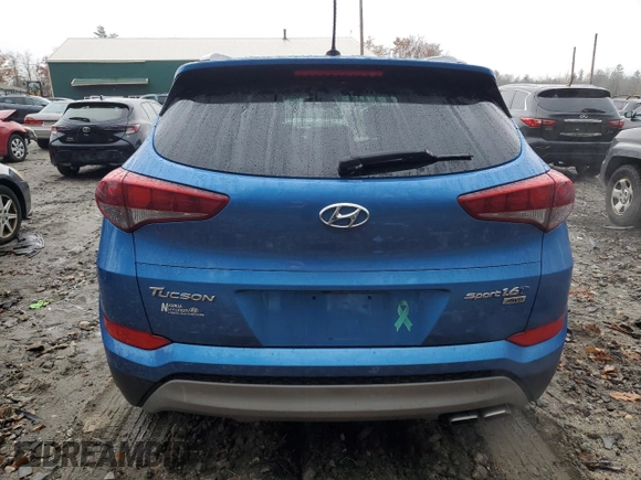 2017 Hyundai Tucson Value z VIN KM8J3CA20HU388103, wystawiony jako Copart lot #77238844 z przebiegiem 78 612 mil mil oraz Szkoda całkowita • Salvage title. Historia ofert i sprzedaży dostępna na DreamBid. Obrazek 6.
