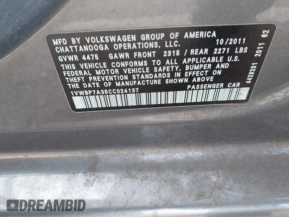 2012 Volkswagen Passat SE z VIN 1VWBP7A35CC024137, wystawiony jako IAAI lot #41572782 z przebiegiem 138 827 mil mil oraz . Historia ofert i sprzedaży dostępna na DreamBid. Obrazek 9.