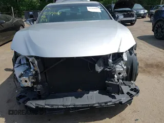 2020 Lexus ES 350 with VIN 58ADZ1B11LU068649, listed as a IAAI auction lot 42289047 with 38,593 mi miles and . Bid and sale history available at DreamBid. Image 12.