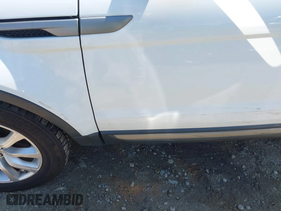 2016 Land Rover Range Rover Evoque SE with VIN SALVP2BGXGH159104, listed as a IAAI auction lot 41908324 with 110,713 mi miles and . Bid and sale history available at DreamBid. Image 18.