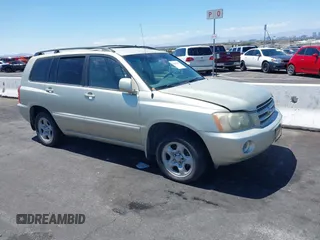 2003 Toyota Highlander z VIN JTEGD21A030060835, wystawiony jako IAAI lot #42203235 z przebiegiem 129 627 mil mil oraz . Historia ofert i sprzedaży dostępna na DreamBid. Obrazek 1.