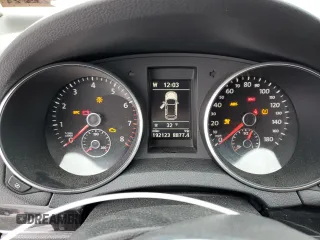 2010 Volkswagen GTI с VIN WVWED7AJ1AW337396, выставлен на аукционе Copart как лот 85284674 с пробегом 192 123 миль миль и Чистый • Clean title. История ставок и продаж доступна на DreamBid. Изображение 9.