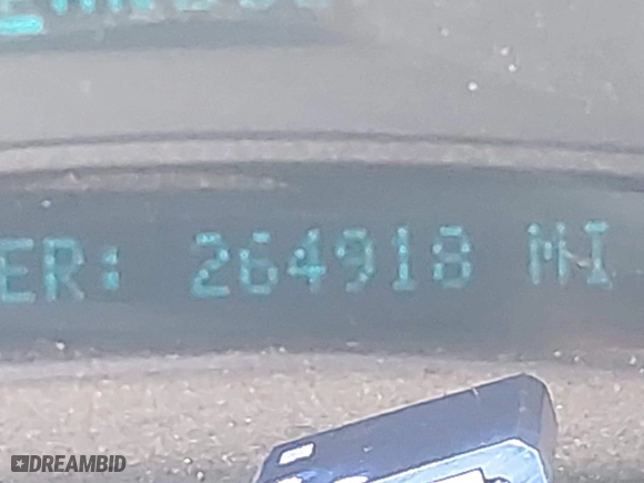 2005 Chevrolet Tahoe Z71 with VIN 1GNEC13T85R203611, listed as a IAAI auction lot 39482026 with 264,918 mi miles. Bid and sale history available at carsss.com. Image 16.