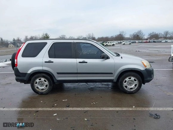 2005 Honda CR-V LX with VIN JHLRD68565C010541, listed as a IAAI auction lot 41660510 with 179,174 mi miles. Bid and sale history available at carsss.com. Image 13.