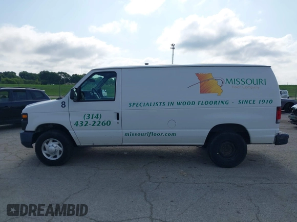 2013 Ford Econoline Cargo Commercial with VIN 1FTNE2EWXDDA52072, listed as a IAAI auction lot 42523635 with 262,097 mi miles and . Bid and sale history available at DreamBid. Image 14.
