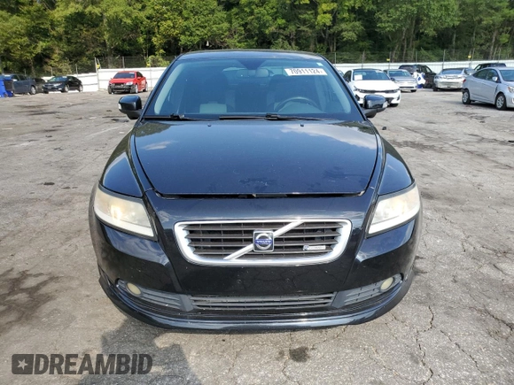 2010 Volvo S40 R-Design with VIN YV1672MH8A2500957, listed as a Copart auction lot 70911124 with 134,322 mi miles and Clean Title. Bid and sale history available at carsss.com. Image 5.