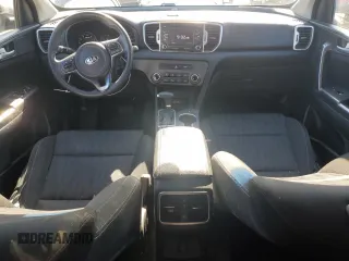 2017 Kia Sportage LX z VIN KNDPMCACXH7068094, wystawiony jako Copart lot #56706805 z przebiegiem 119 304 mil mil oraz Szkoda całkowita • Salvage title. Historia ofert i sprzedaży dostępna na DreamBid. Obrazek 8.