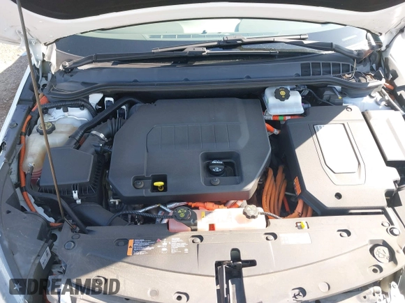 2015 Chevrolet Volt with VIN 1G1RC6E40FU132408, listed as a IAAI auction lot 41970108 with 82,038 mi miles and . Bid and sale history available at DreamBid. Image 10.