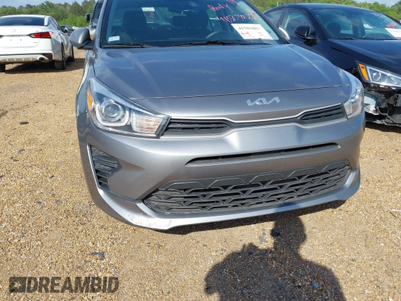 2022 Kia Rio S with VIN 3KPA24ADXNE458764, listed as a IAAI auction lot 41503859 with 43,252 mi miles. Bid and sale history available at carsss.com. Image 6.