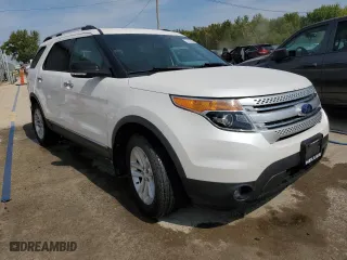 2014 Ford Explorer XLT with VIN 1FM5K7D95EGA21454, listed as a Copart auction lot 72159824 with 128,765 mi miles and Salvage Title. Bid and sale history available at carsss.com. Image 4.