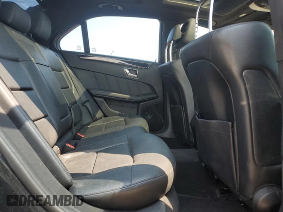 2011 Mercedes-Benz E 350 Luxury with VIN WDDHF8HB6BA385055, listed as a Copart auction lot 59563535 with 301,092 mi miles and Salvage title. Bid and sale history available at DreamBid. Image 10.