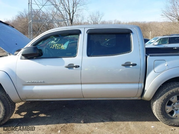 2007 Toyota Tacoma PreRunner with VIN 5TEJU62N37Z436257, listed as a IAAI auction lot 41216375 with NaN miles. Bid and sale history available at carsss.com. Image 14.