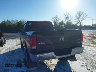 2011 Ram 2500 Big Horn with VIN 3D7UT2CL8BG561433, listed as a IAAI auction lot 41316961 with 238,821 mi miles. Bid and sale history available at carsss.com. Image 3.