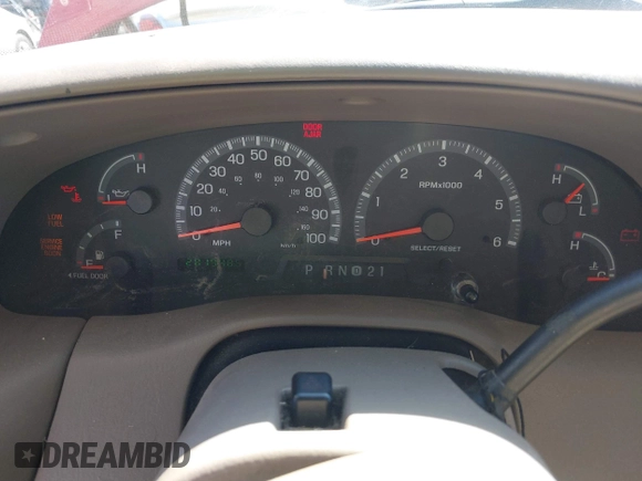 2002 Ford F-150 XL with VIN 1FTRX17W52NA81828, listed as a IAAI auction lot 41450811 with 201,948 mi miles. Bid and sale history available at carsss.com. Image 7.