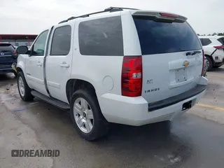 2008 Chevrolet Tahoe 1LT с VIN 1GNFC13018R133979, выставлен на аукционе IAAI как лот 42608904 с пробегом 261 711 миль миль и . История ставок и продаж доступна на DreamBid. Изображение 3.