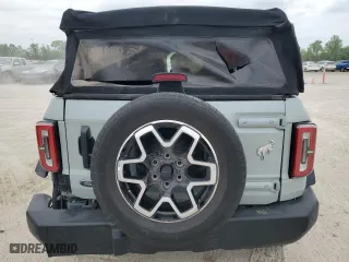 2022 Ford Bronco with VIN 1FMDE5BH3NLA99823, listed as a Copart auction lot 51330725 with 38,907 mi miles and Salvage Title. Bid and sale history available at carsss.com. Image 6.