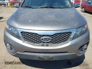 2012 Kia Sorento EX with VIN 5XYKU3A60CG305675, listed as a IAAI auction lot 42647223 with 174,447 mi miles and . Bid and sale history available at DreamBid. Image 6.