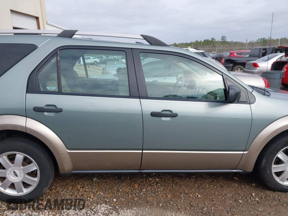 2005 Ford Freestyle SE with VIN 1FMZK01195GA74424, listed as a IAAI auction lot 41671994 with 238,292 mi miles. Bid and sale history available at carsss.com. Image 13.