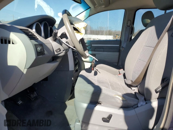 2008 Dodge Grand Caravan SXT with VIN 2D8HN54P38R835585, listed as a Copart auction lot 50432245 with 150,063 mi miles and Non Repairable. Bid and sale history available at DreamBid. Image 7.