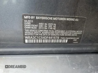 2013 BMW 3 Series 328i z VIN WBA3C1C54DF441678, wystawiony jako Copart lot #56226705 z przebiegiem 96 829 mil mil oraz Szkody całkowita. Historia ofert i sprzedaży dostępna na DreamBid. Obrazek 13.