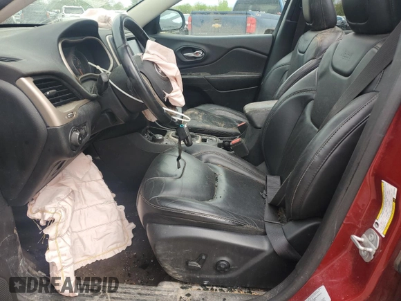 2017 Jeep Cherokee Limited z VIN 1C4PJMDS5HW515566, wystawiony jako Copart lot #56894535 z przebiegiem 179 776 mil mil oraz Szkoda całkowita • Salvage title. Historia ofert i sprzedaży dostępna na DreamBid. Obrazek 7.