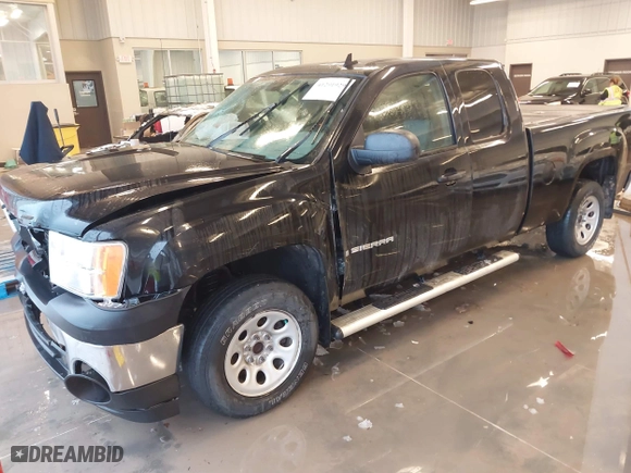 2007 GMC Sierra 1500 SLE1 with VIN 2GTEC19J171641316, listed as a IAAI auction lot 41291929 with 196,000 mi miles. Bid and sale history available at carsss.com. Image 18.