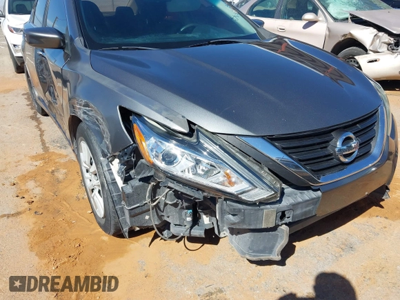 2016 Nissan Altima SR with VIN 1N4AL3APXGC197847, listed as a IAAI auction lot 41711136 with 130,826 mi miles and . Bid and sale history available at DreamBid. Image 6.