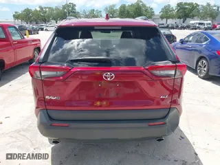 2021 Toyota RAV4 XLE Premium with VIN JTMC1RFV2MD080837, listed as a IAAI auction lot 42049997 with 25,823 mi miles. Bid and sale history available at carsss.com. Image 15.