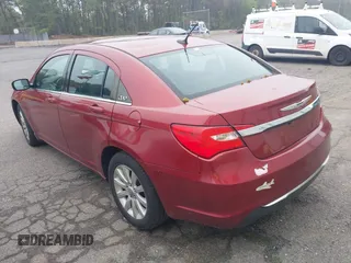 2013 Chrysler 200 Touring with VIN 1C3CCBBB5DN570345, listed as a IAAI auction lot 42197627 with 178,305 mi miles. Bid and sale history available at carsss.com. Image 3.