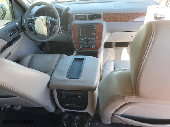 2007 Chevrolet Suburban LTZ with VIN 1GNFC16097J313249, listed as a Copart auction lot 42531285 with 211,780 mi miles and Salvage Title. Bid and sale history available at carsss.com. Image 8.
