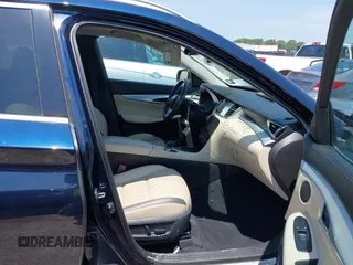 2019 Infiniti QX50 Essential z VIN 3PCAJ5M18KF125687, wystawiony jako IAAI lot #42386202 z przebiegiem 94 071 mil mil oraz . Historia ofert i sprzedaży dostępna na DreamBid. Obrazek 5.