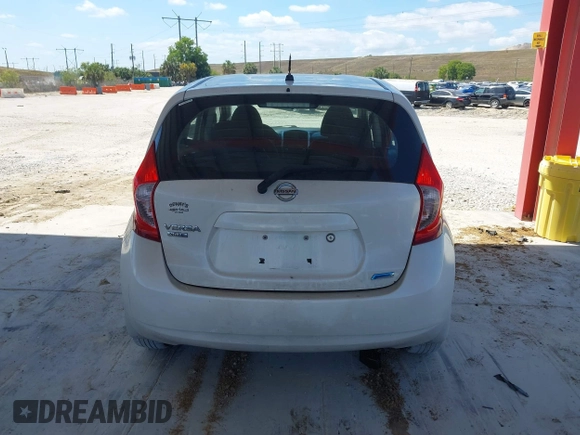 2015 Nissan Note SV z VIN 3N1CE2CP1FL361772, wystawiony jako IAAI lot #42042941 z przebiegiem 87 329 mil mil oraz . Historia ofert i sprzedaży dostępna na DreamBid. Obrazek 16.