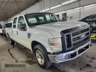 2008 Ford F-250 XL z VIN 1FTSW20538EE05153, wystawiony jako IAAI lot #42554757 z przebiegiem 162 318 mil mil oraz . Historia ofert i sprzedaży dostępna na DreamBid. Obrazek 60.