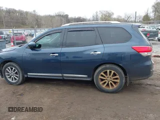 2015 Nissan Pathfinder SL with VIN 5N1AR2MN5FC622513, listed as a IAAI auction lot 41953545 with 183,339 mi miles and . Bid and sale history available at DreamBid. Image 14.