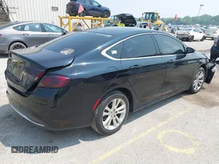 2015 Chrysler 200 Limited с VIN 1C3CCCABXFN538176, выставлен на аукционе IAAI как лот 42423397 с пробегом Не указан миль и . История ставок и продаж доступна на DreamBid. Изображение 4.