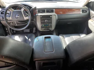 2012 GMC Sierra 1500 SLT with VIN 3GTP2WE72CG158289, listed as a Copart auction lot 55827875 with 221,867 mi miles and Salvage title. Bid and sale history available at DreamBid. Image 8.