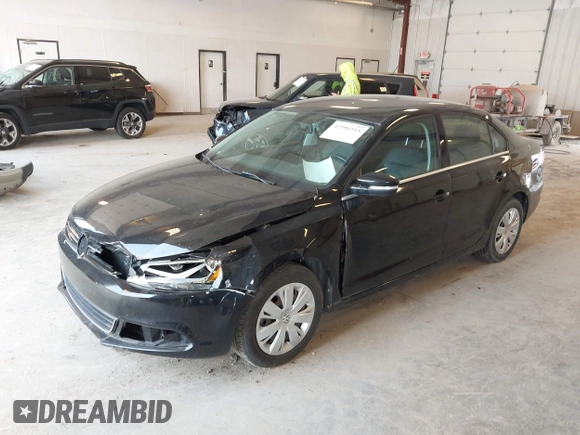 2013 Volkswagen Jetta SE z VIN 3VWDX7AJ7DM267911, wystawiony jako IAAI lot #42391353 z przebiegiem 42 248 mil mil oraz . Historia ofert i sprzedaży dostępna na DreamBid. Obrazek 2.