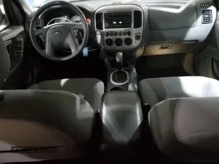 2007 Ford Escape Hybrid with VIN 1FMCU49H67KA75975, listed as a Copart auction lot 42016875 with 121,051 mi miles and Clean Title. Bid and sale history available at carsss.com. Image 8.