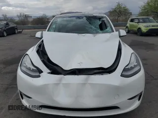 2021 Tesla Model Y Long Range z VIN 5YJYGDEE9MF200411, wystawiony jako Copart lot #53738075 z przebiegiem 97 546 mil mil oraz Szkoda całkowita • Salvage title. Historia ofert i sprzedaży dostępna na DreamBid. Obrazek 5.
