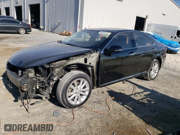 2010 Lexus ES 330 z VIN JTHBK1EG7A2402648, wystawiony jako Copart lot #56504325 z przebiegiem 101 672 mil mil oraz Szkoda całkowita • Salvage title. Historia ofert i sprzedaży dostępna na DreamBid. Obrazek 1.